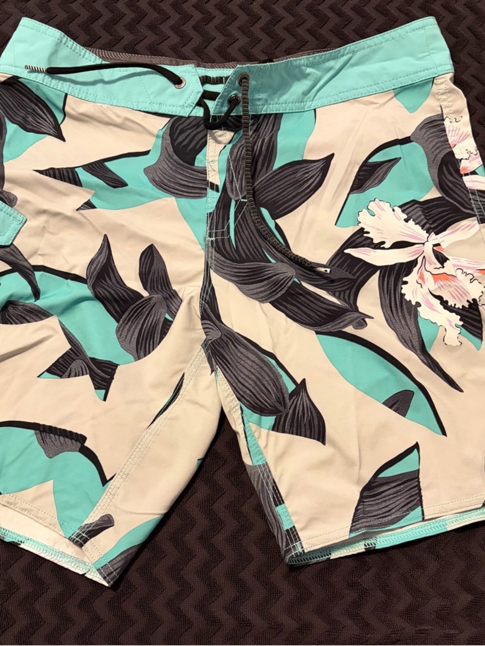 Volcom Mod-Tech Gray and Black Board Shorts